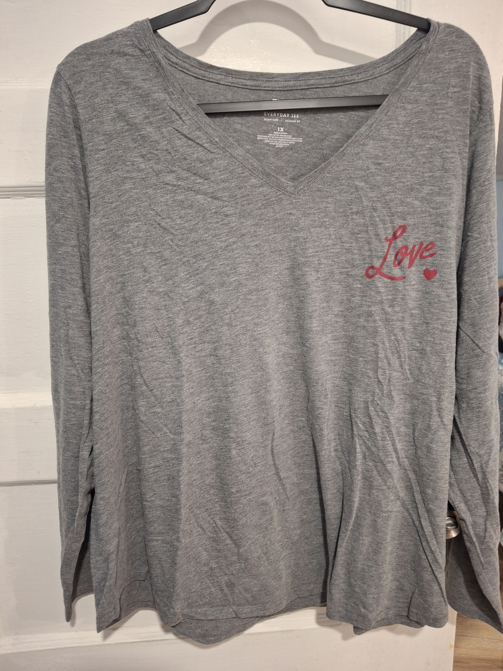 Women's Gray V-Neck Long Sleeve Top with Pink 'Love' Print